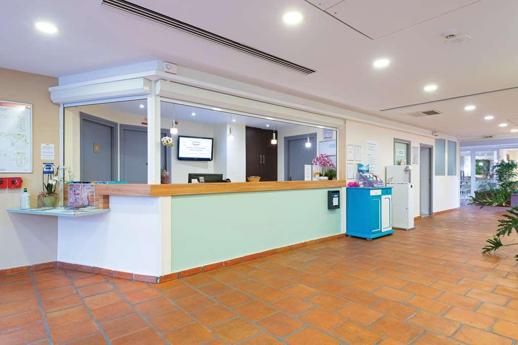 Zenitude Hôtel-Résidences Le Cannet Interno foto